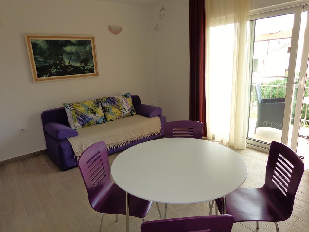 Villa Palas Apartments Rogoznica  Room photo