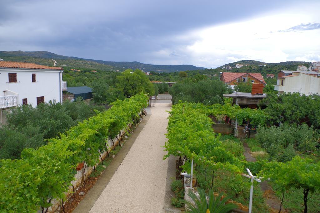 Villa Palas Apartments Rogoznica  Exterior photo